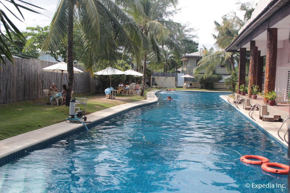 Wild Orchid Beach Resort Olongapo Buitenkant foto